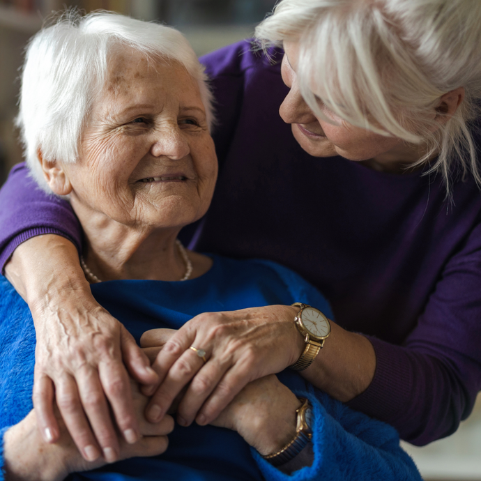 Senior Wellness Tips: Making Everyday Life Easier with Your Local Pharmacy